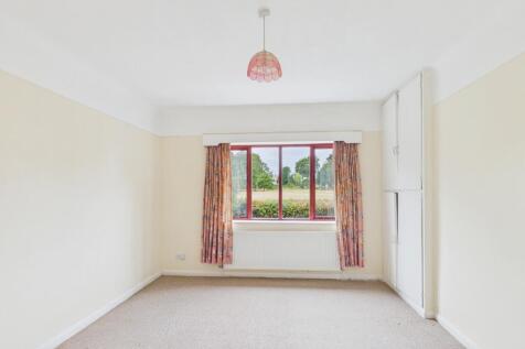 Heath Road, Upton, CH2 photo 4