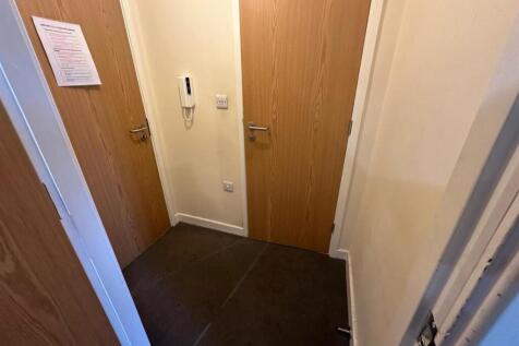 18 abbey House 4.jpeg