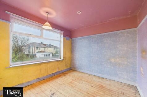 CAM02176G0-PR0765...