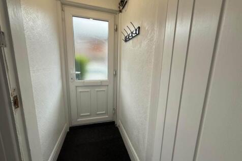 Clark Avenue, Grimsby photo 3