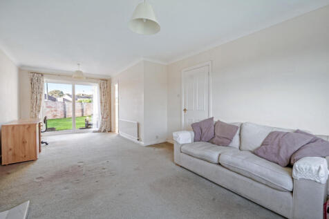 1365875-7-68e7f5b...