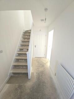 16 Bechstein Close, Hinckley, Leicestershire, LE10 photo 5