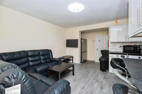 Parrs Wood Road, Withington M20 photo 3