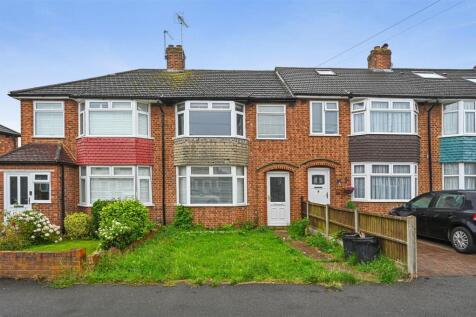 RR - 41 Woodcroft Crescent - Exterior1 (1).JPG