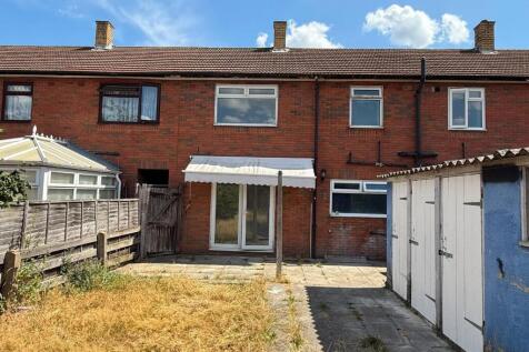 Marston Avenue, Dagenham photo 4