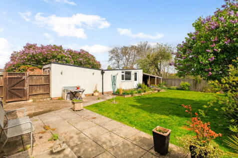 Garage &amp; Workshop