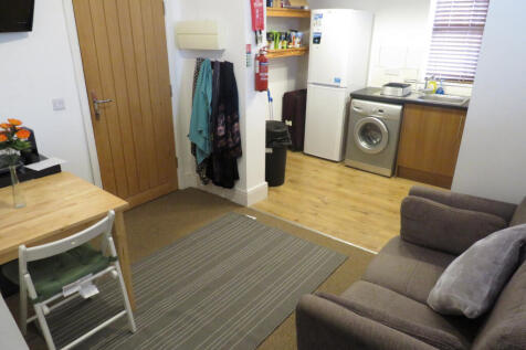 1-bed flat on Great Central Apts, Loughborough, £823/mo