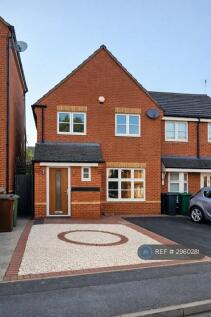 3-bed semi-detached on Wavers Marston, Birmingham, B37, £1,450/mo