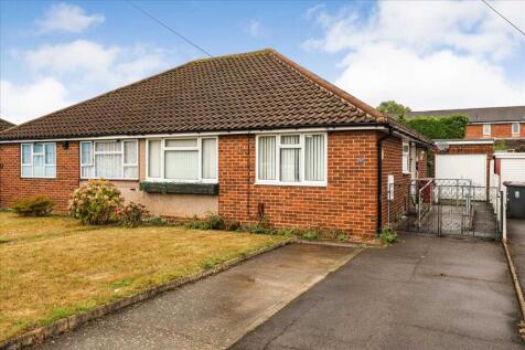 Slough, SL1 - property photo