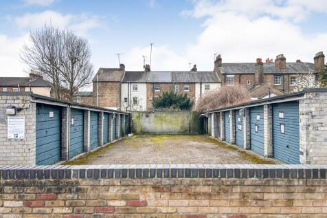 Shipley Court Garages, Wyatt Street, Maidstone, ME14 1HF