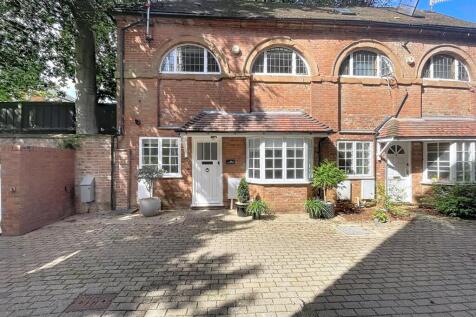 1-kenilworth-hall-mews_00003.jpg