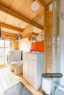 Garden Room Bathroom