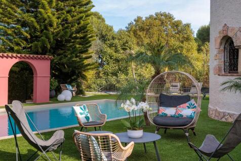 terrace, swimming pool, villa for sale Cap d'Antib