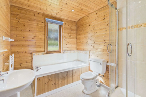 Family Bathroom With Bath, Separate Shower, Toilet