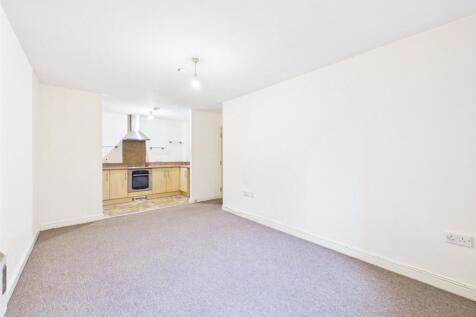 Bristol Road, Quedgeley, Gloucester, GL2 photo 3