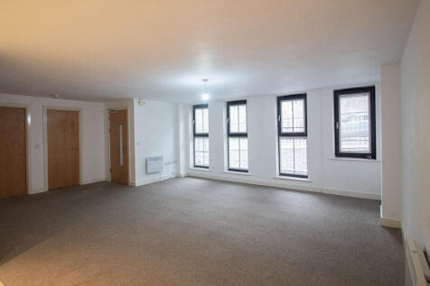 Living / Dining Area
