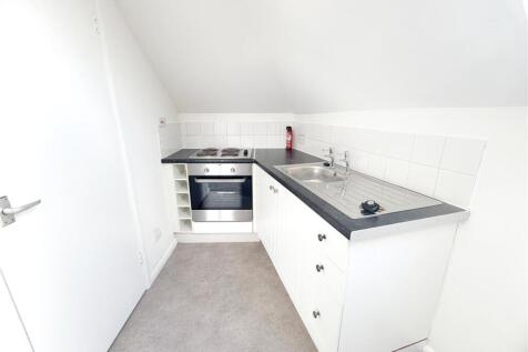 Sedlescombe Road North, St. Leonards-On-Sea photo 4