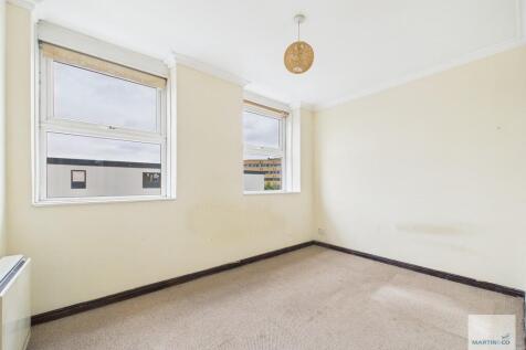 CAM03394G0-PR0351...