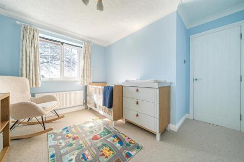 Howards Bed 3.jpg