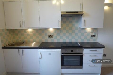 Fully-Equipped Kitchenette