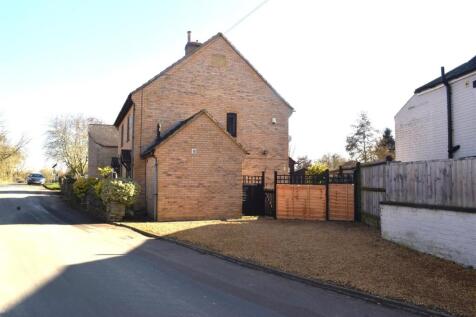 3 Fair Oak Cottage side.JPG