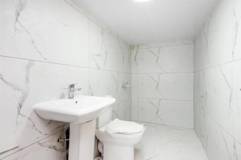 Basement - WC