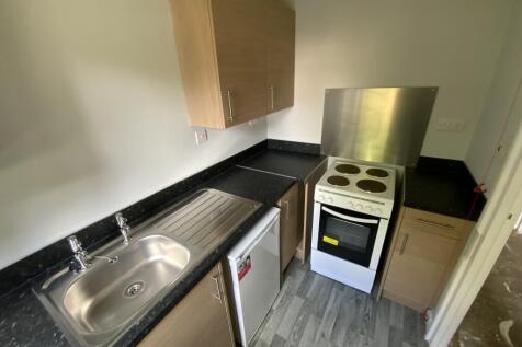 Over 55s Independent Living, Louis Le Prince Court, Bayswater Place, Harehills, Leeds photo 3
