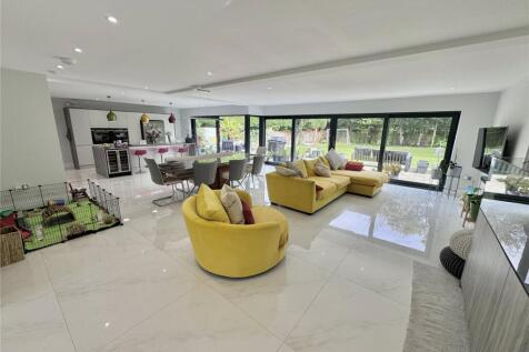 Avondale Road, Darras Hall, Ponteland, Newcastle Upon Tyne, NE20 photo 4