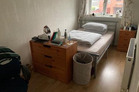 Grasdene Grove, Birmingham photo 3