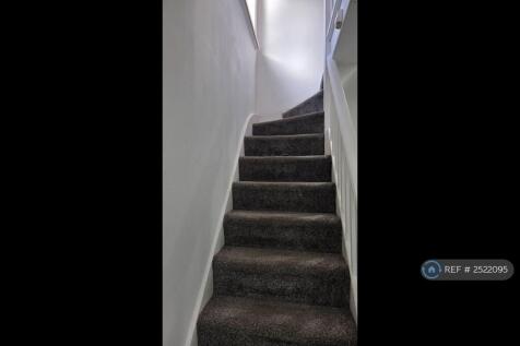 Calshot Road, Birmingham, B42 photo 4