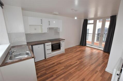 Lounge/Kitchen