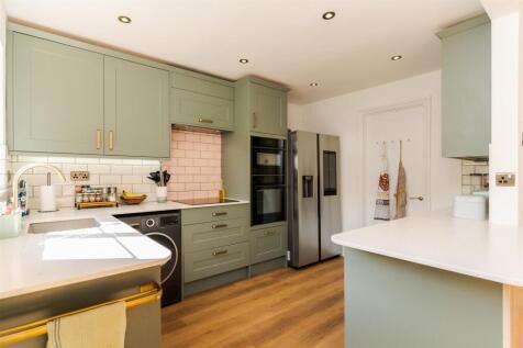 5 Hanbury Close, Whitchurch-SWPP-HR-20.jpg