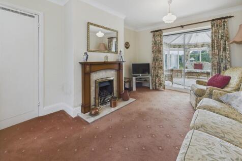 CAM04273G0-PR0158...