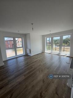 1-bed flat on The Stables, Reading, RG2, £1,300/mo