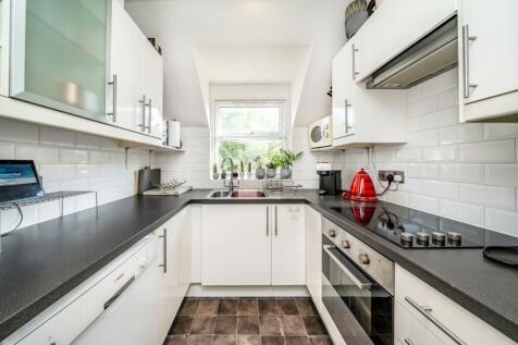 Rugby Road, Twickenham photo 3
