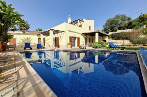 Cluttons Algarve