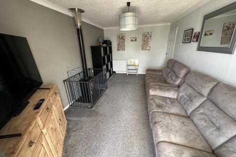 Sitting room 1.JPG