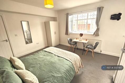 Spacious Room