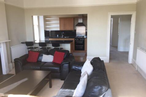 Hughenden Road FFF – Ref: 820 photo 3