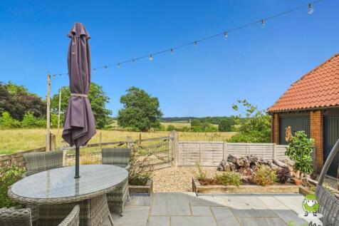 EweMove Basingstoke Estate Agents 17 Vyne Road 