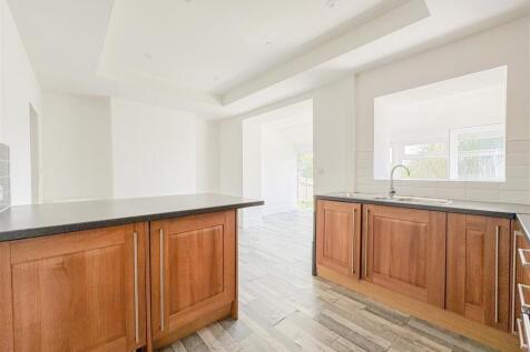 Old Church Road, St. Leonards, TN38 9LR photo 4