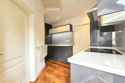 Woodland Road, Wolverhampton photo 3