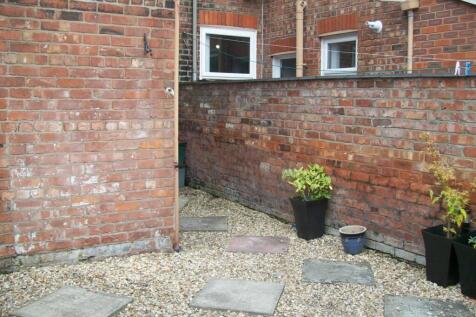 Rear Yard 2.JPG