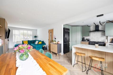 King George VI Drive, 39-012.JPG