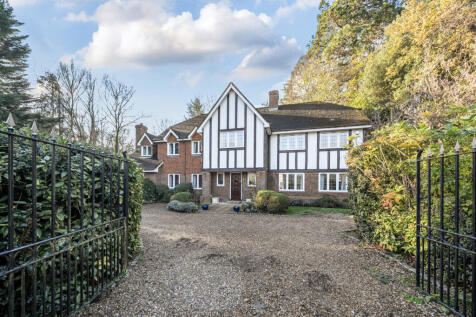 1384739-2-6925a87...