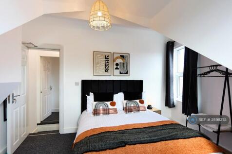 Double Bedroom 2nd Floor 