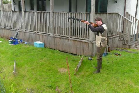 CLAY PIDGEON SHOOTING