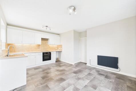 Wisteria Way, Churchdown, Gloucester, Gloucestershire, GL3 photo 3