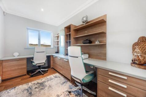 LG-66 Groudle Road Onchan-23.jpg