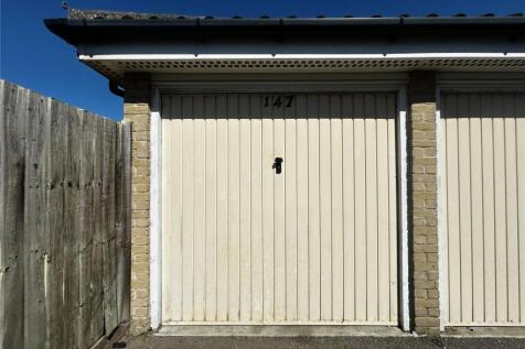 Garage &amp; Parking.